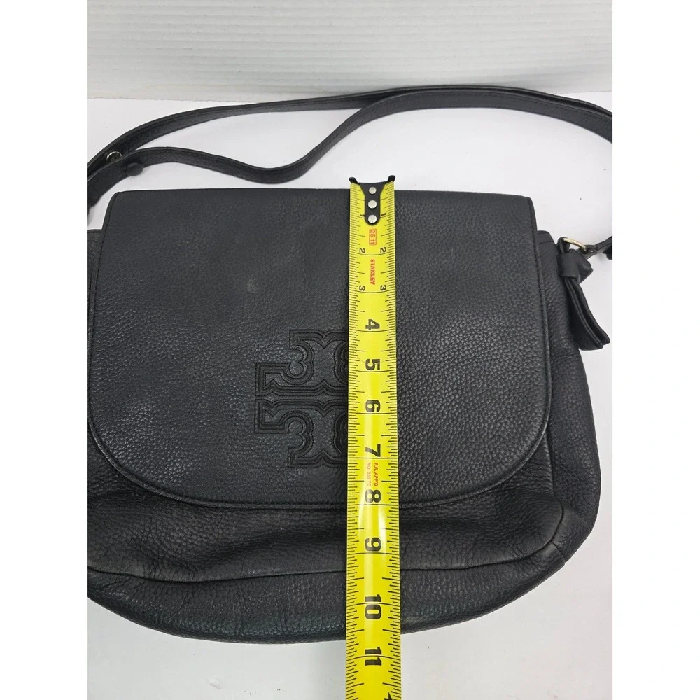 Tory Burch Amanda Black Pebbled Leather Crossbody Messenger Bag Logo Flap‎
